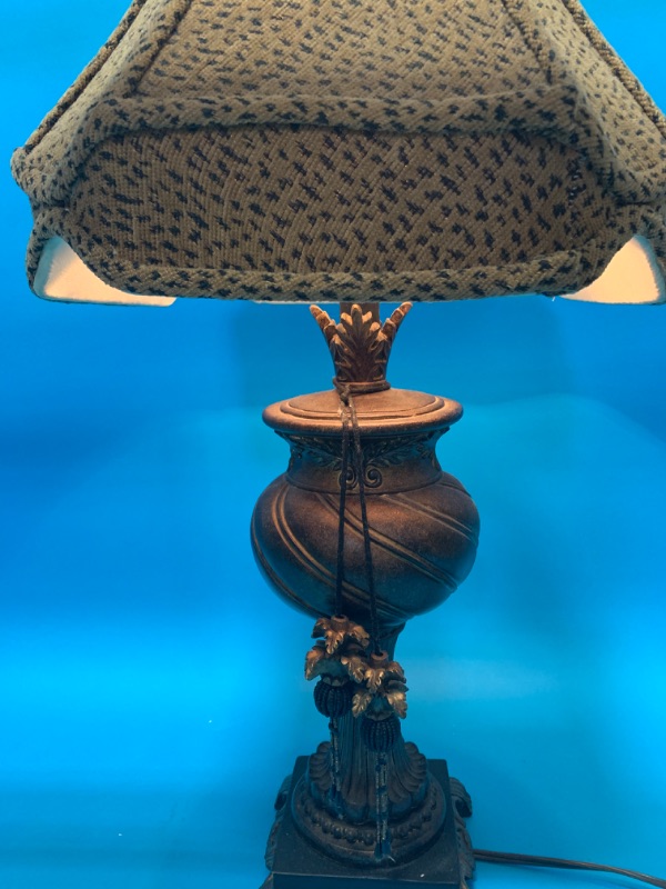 Photo 6 of 803877…30” decorative table lamp 