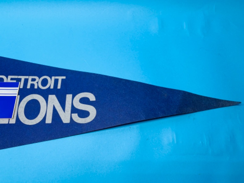 Photo 3 of 803955…vintage Detroit lions pro pak pennant, pin, and bumper sticker 