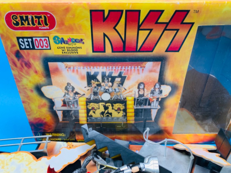 Photo 2 of 804011…kiss alive II smiti  playset - stage, figures, risers, instruments, microphones and more