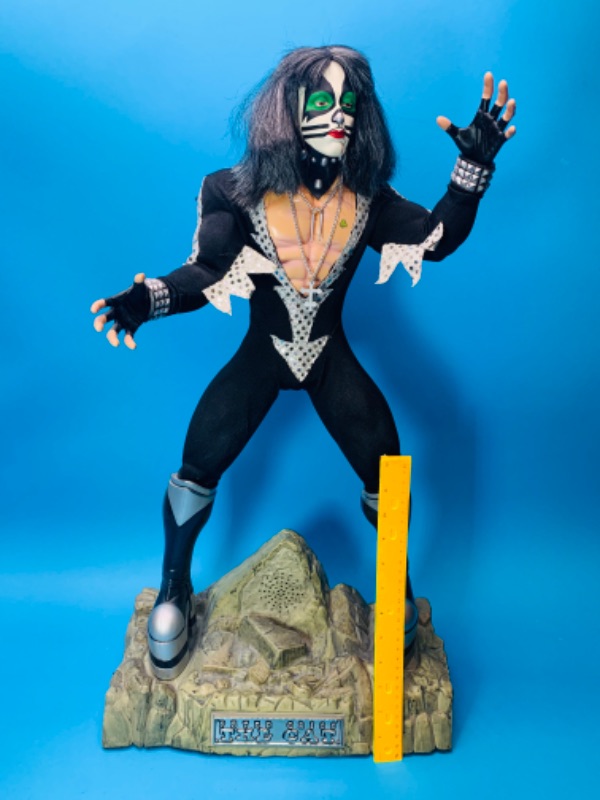 Photo 1 of 804014…XLarge 2 foot 2” poseable figure plays music kiss Peter Criss Destroyer has moveable parts 