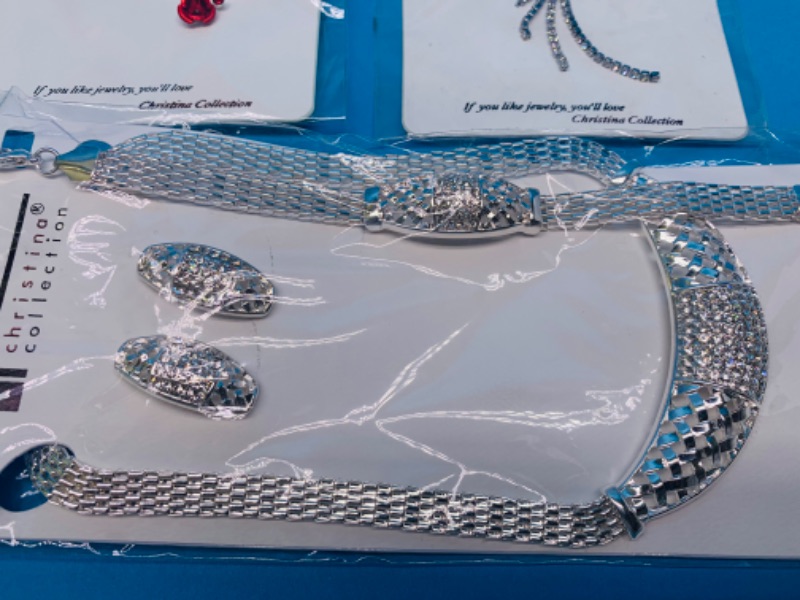 Photo 3 of 804026…3 sets of fashion jewelry in packages 