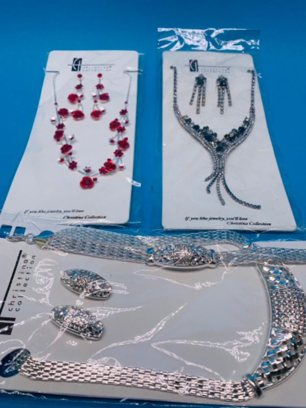 Photo 1 of 804026…3 sets of fashion jewelry in packages 