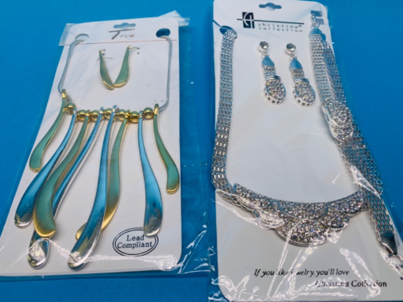 Photo 2 of 804029… 3 sets of fashion jewelry in packages 