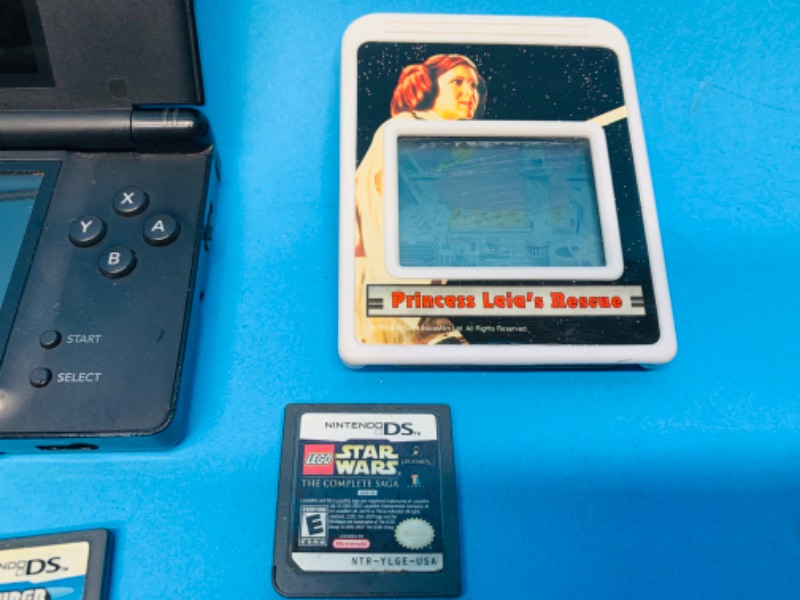 Photo 1 of 804120…vintage Star Wars game cartridge, Nintendo games and DS - no cords 