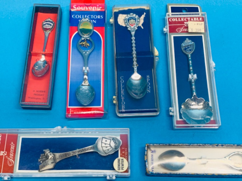 Photo 2 of 804230…vintage collectible spoons in packages 