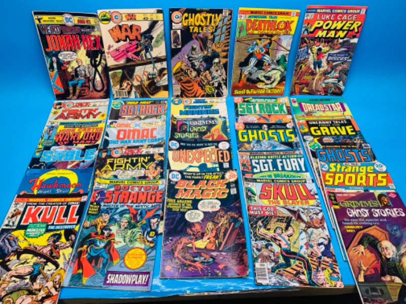 Photo 1 of 804249…condition issues 27 vintage unsleeved comics 