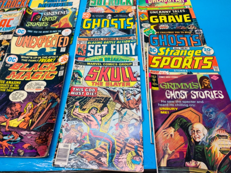 Photo 2 of 804249…condition issues 27 vintage unsleeved comics 