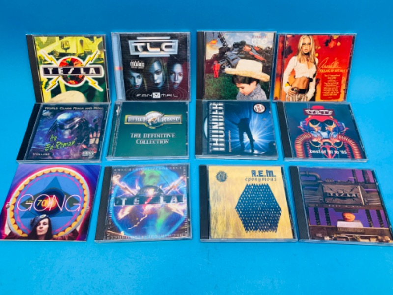 Photo 1 of 804250…music cd’s 