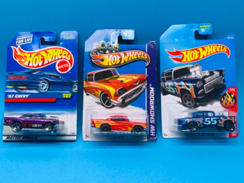 Photo 1 of 804286…old Chevy hot wheels die cast cars in original packages 