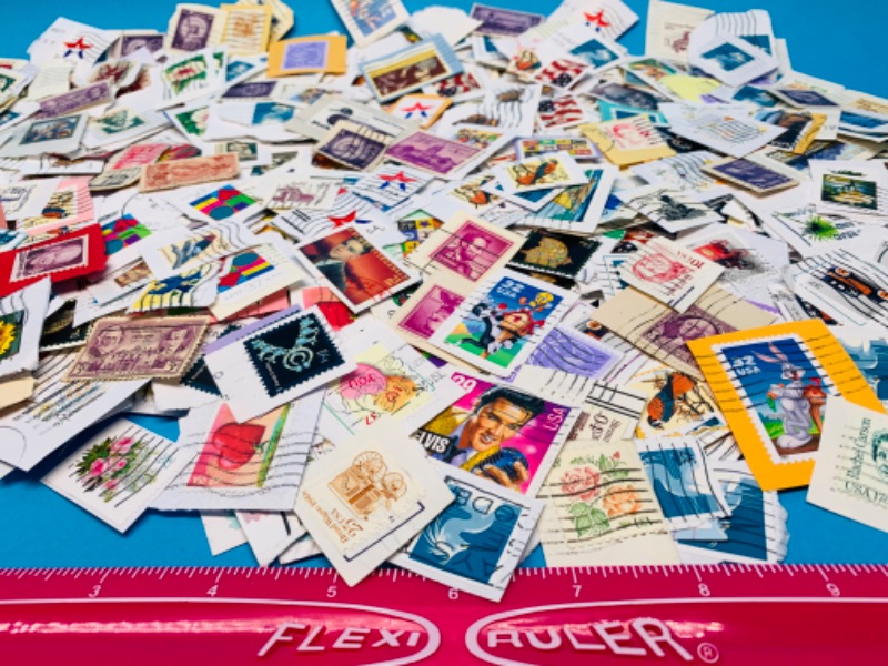 Photo 1 of 804308…hundreds of used stamps 