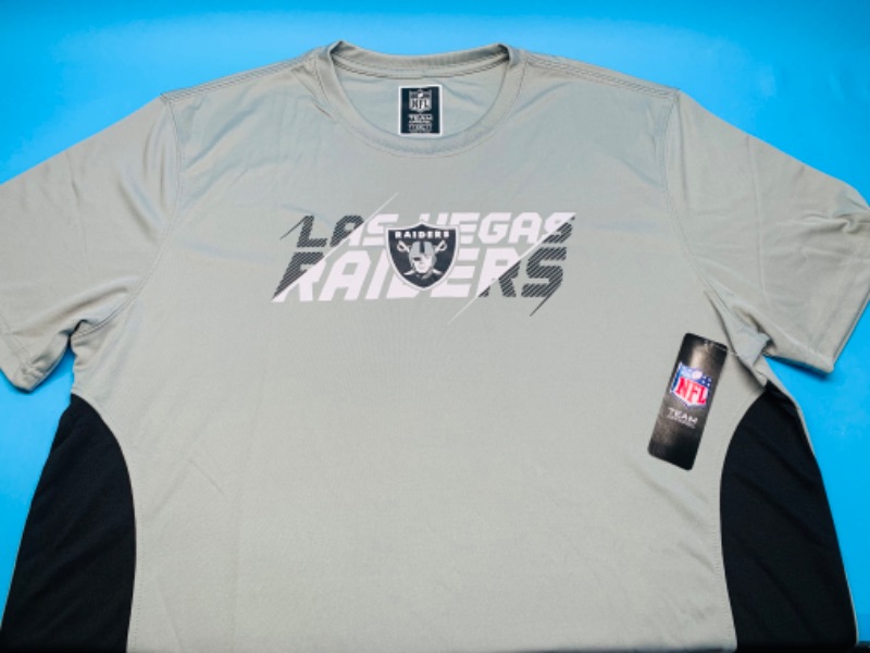 Photo 1 of 804310…official NFL Las Vegas Raiders shirt size XXL with tag 