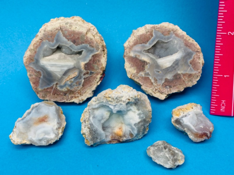 Photo 1 of 804324…natural crystal geode rock formations