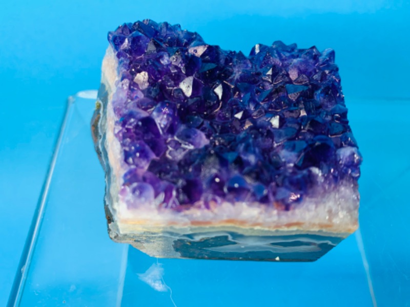 Photo 1 of 804343…beautiful natural amethyst rock formation 