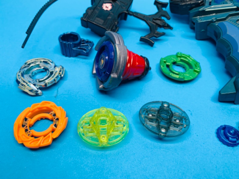 Photo 4 of 804373…takara tomy beyblade  launchers and parts