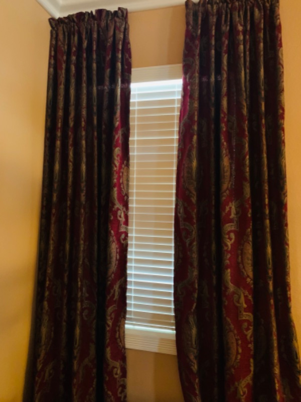 Photo 5 of 804414…4 heavy duty curtains 108 length see photos 