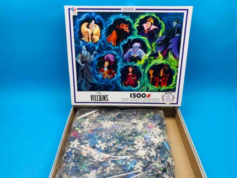 Photo 3 of 804490…Disney villains puzzle in box