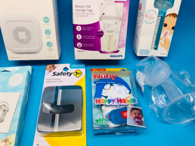 Photo 1 of 804542…new and slightly used baby items 
