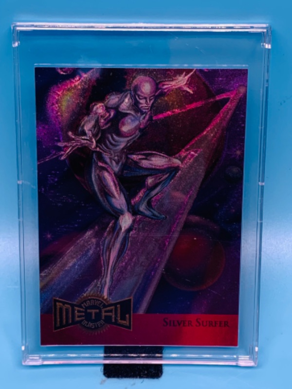 Photo 3 of 804545… Marvel metal blaster silver surfer card 11 Limited edition in hard plastic case