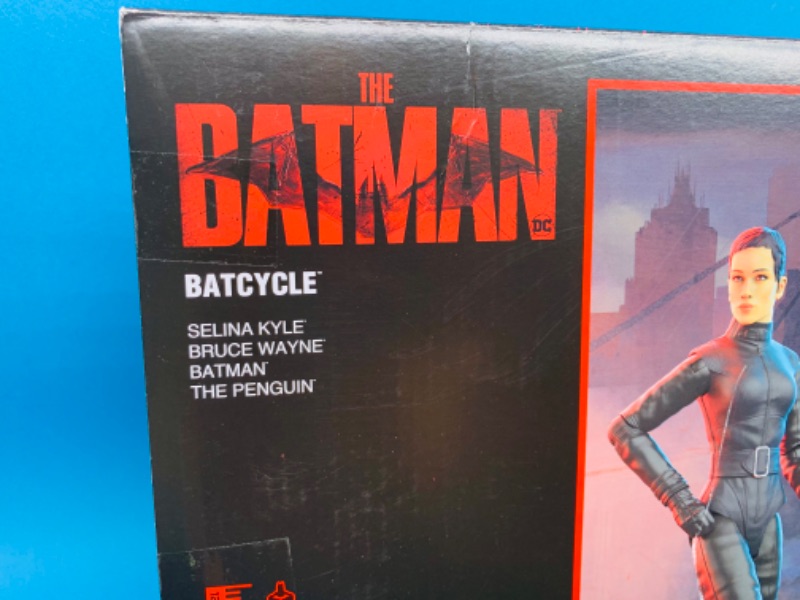 Photo 4 of 804555… the Batman Xlarge batcycle and four 12” action figures in original package 