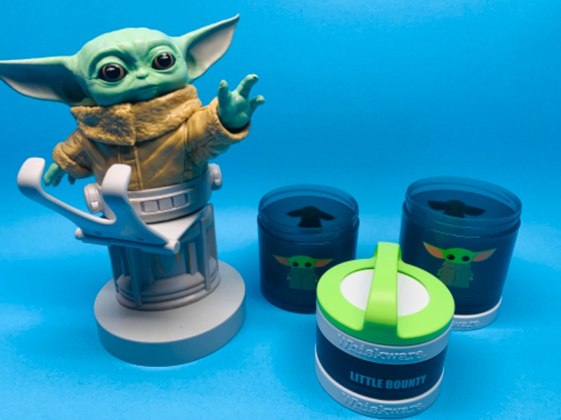 Photo 2 of 804566…Star Wars yoda phone holder and stacking cups