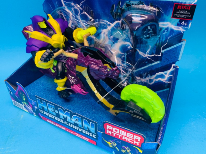 Photo 1 of 804644… he-man masters of the universe skeletor and painthor pull and release in original box 