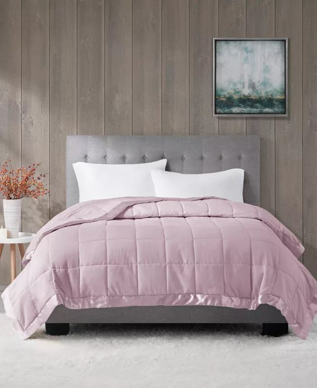 Photo 1 of FULL/QUEEN Madison Park Windom 3M Scotchgard™ Down-Alternative Microfiber Blankets
Dimensions - 90" x 90"
All season Blanket, great for use in the summer or added layer for cold weather
3M Scotchgard treated for stain resistance and moisture management
Hy