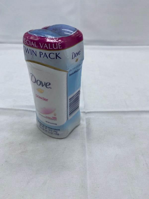 Photo 3 of Dove Deodorant 2.6 Ounce Invisible Solid Powder (76ml) (2 Pack) NEW 