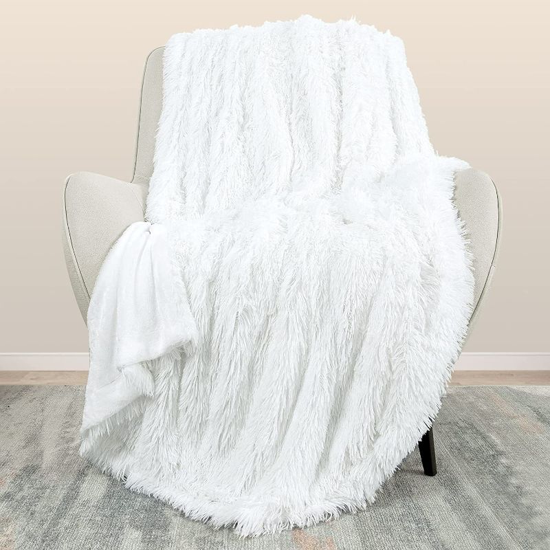 Photo 1 of Extra Soft Faux Fur Throw Blanket,Lightweight Plush Fluffy Fuzzy Blanket for Couch,Sofa,Chair,Pure White NEW 