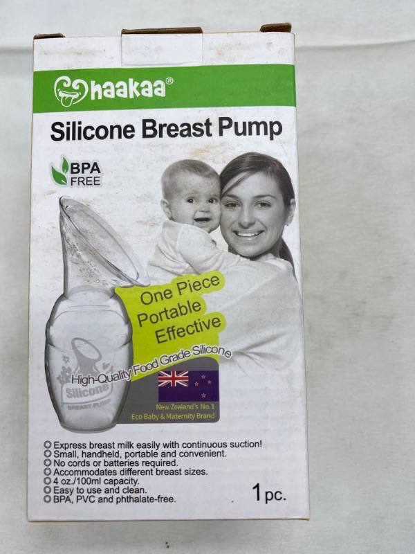 Photo 3 of haakaa Manual Breast Pump for Breastfeeding 4oz/100ml NEW 