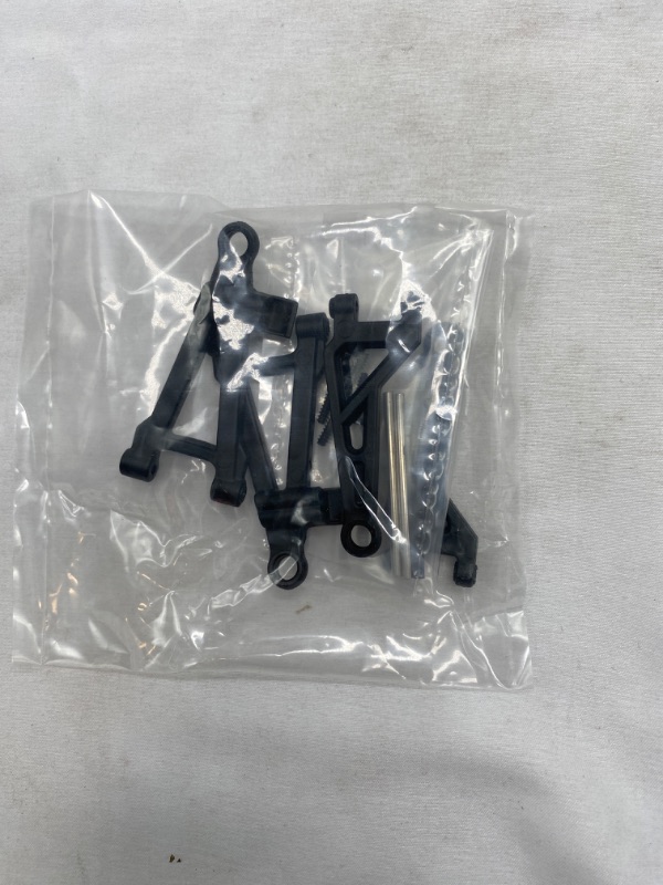 Photo 1 of Redcat Racing RER13622 Left & Right Front Lower Suspension Arm (4pcs with screw) NEW 