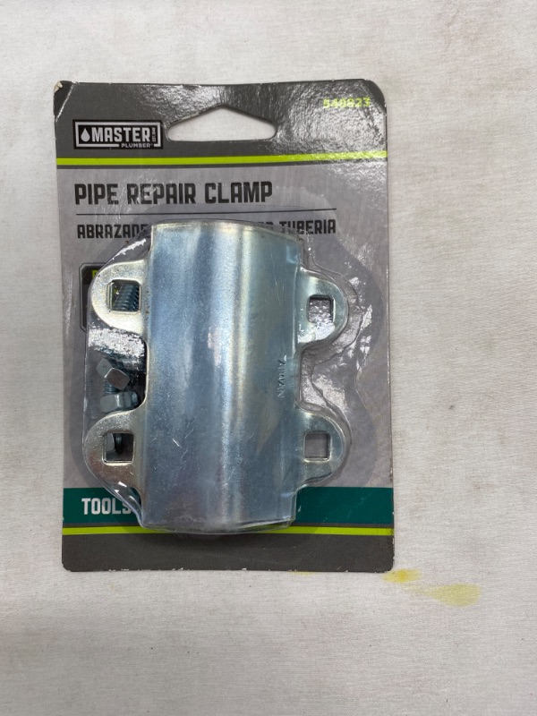 Photo 2 of Master Plumber 548-823 Pipe Repair Clamp For Emergency Repair Of 3/8-Inch To 3/4-Inch Pipe NEW 