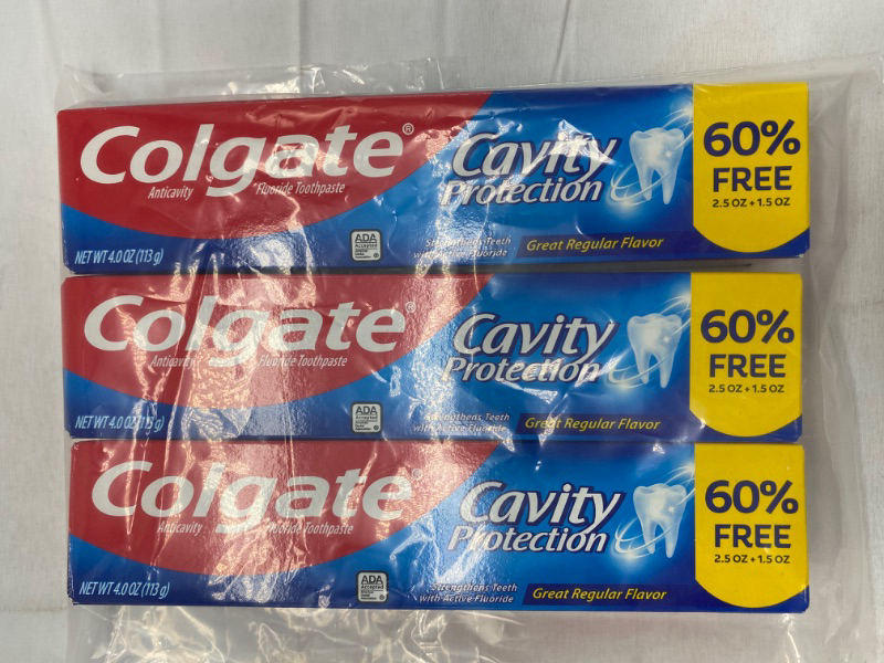 Photo 2 of Colgate Cavity Protection Toothpaste with Fluoride (3-Pack)- 2.5 ounce + 60% Free NEW 