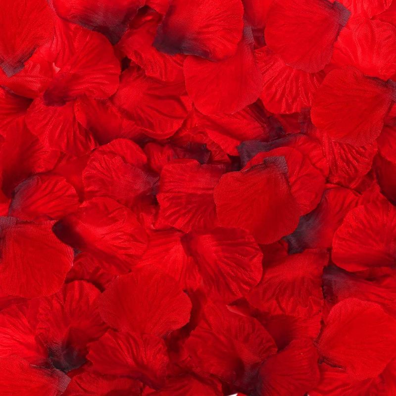 Photo 1 of Artificial Flower Petals 2000PCS Fake Rose Petals Fabric Petals Silk Red Rose Petals for Romantic Night Wedding Valentines NEW 