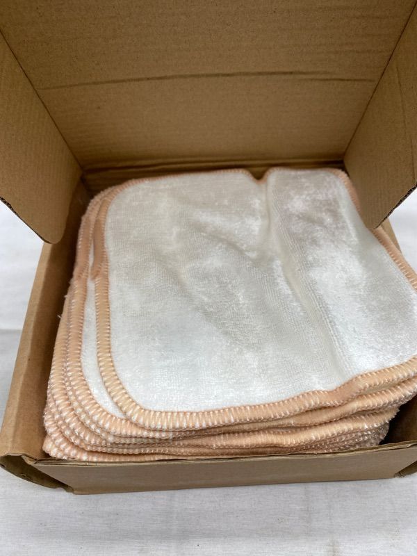Photo 2 of Hiamo Reusable Bamboo Baby Wipes Made with 70% Bamboo Viscose and 30% (Unknown Quantity) Cotton New 