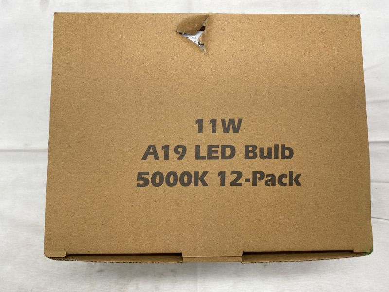 Photo 4 of MAXvolador A19 LED Light Bulbs, 100 Watt Equivalent LED Bulbs, 5000K Daylight White, 1100 Lumens, Standard E26 Medium Screw Base, CRI 85+, 25000+ Hours Lifespan, No Flicker, Non-Dimmable, Pack of 12 NEW 