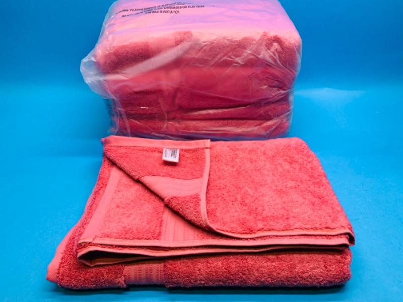 Photo 1 of 825350…4 oversized antimicrobial fluffy bath towels 