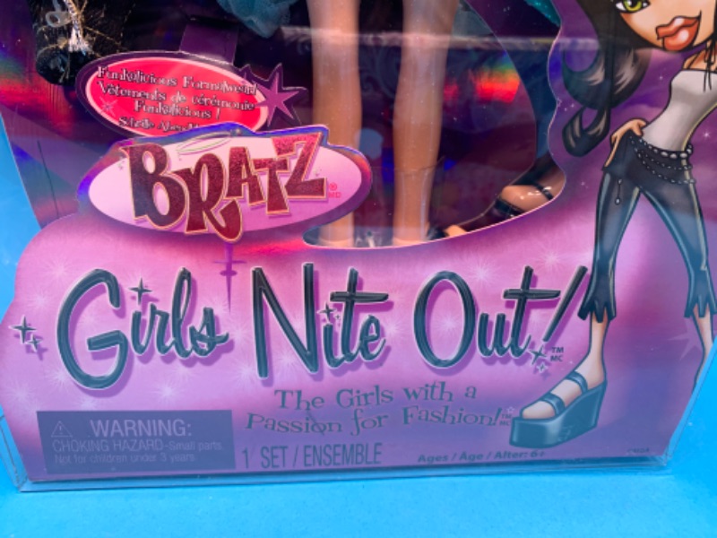 Photo 2 of 825648… Bratz girls nite out doll