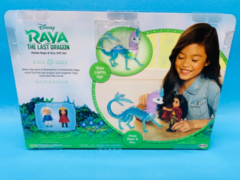 Photo 2 of 825860… Disney Raya and the last dragon light up Sisu figure toy dented box