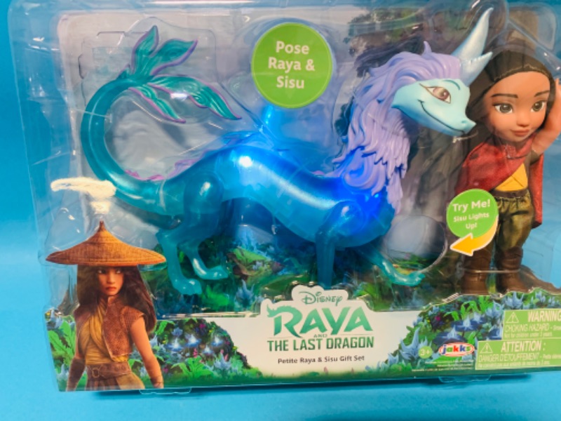 Photo 2 of 825907…Disney Raya and the last dragon light up Sisu figure toy