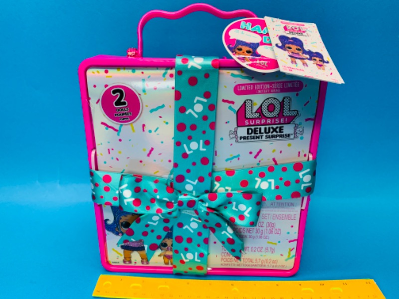 Photo 1 of 826008…LOL Surprise 2 deluxe dolls in case 