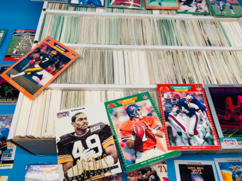 Photo 6 of 827340…2800+ misc football trading cards in box 