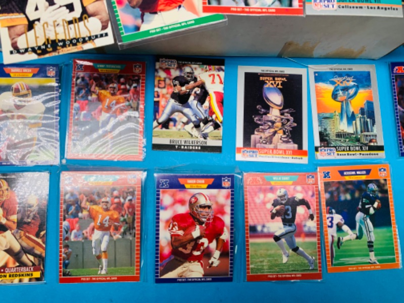 Photo 7 of 827340…2800+ misc football trading cards in box 