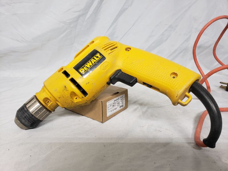 Photo 2 of Dewalt corded drill 3/8" 