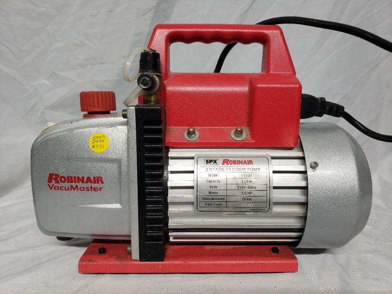 Photo 1 of Robinair (15500) VacuMaster Economy Vacuum Pump - 2-Stage, 5 CFM , Red ( Missing screw on fan shroud)