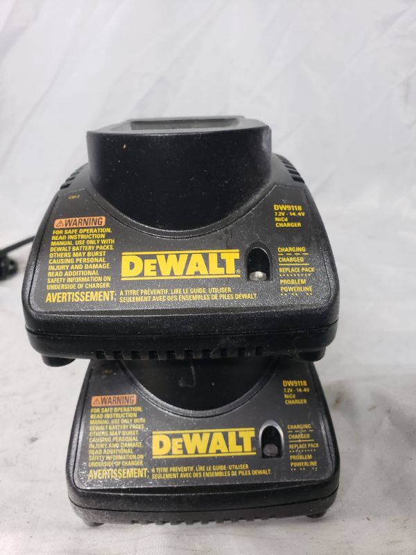 Photo 1 of 2 Genuine Dewalt Dw9118 7.2v-14.4v Nicd battery Charger (lot of 2)