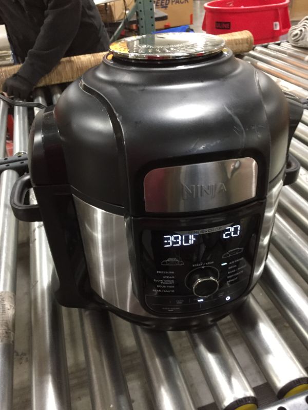 Photo 2 of 8-Qt. Deluxe XL Pressure Cooker Air Fryer
