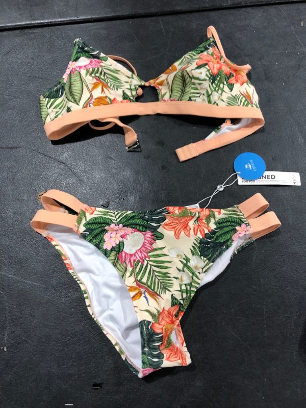 Photo 1 of cupshe women's two piece swimsuit size M