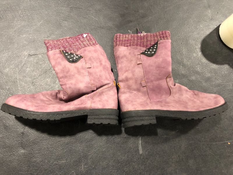 Photo 2 of girls purple boots size 5
