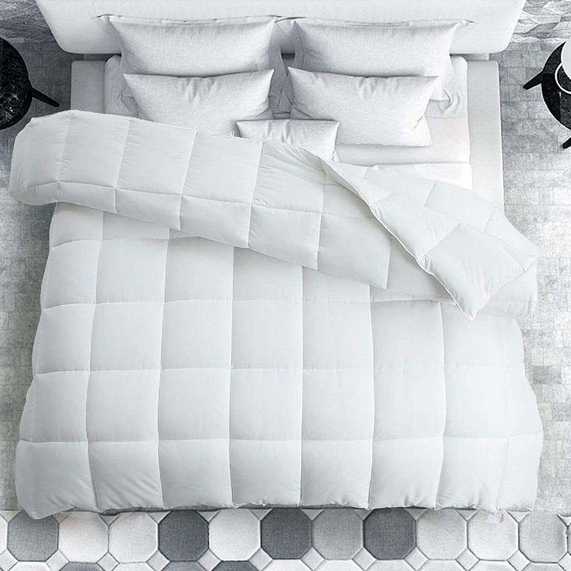 Photo 1 of Ashomeli California King Size White Comforters All Season Cooling Soft Fluffy Down Alternative Comforter Reversible Duvet Insert Machine Washable(Summer 96"x104")