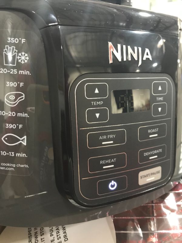 Photo 2 of Ninja 4qt Air Fryer - Black AF101